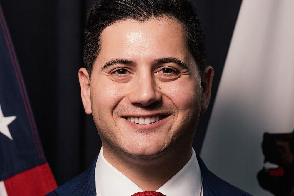 Bill Essayli